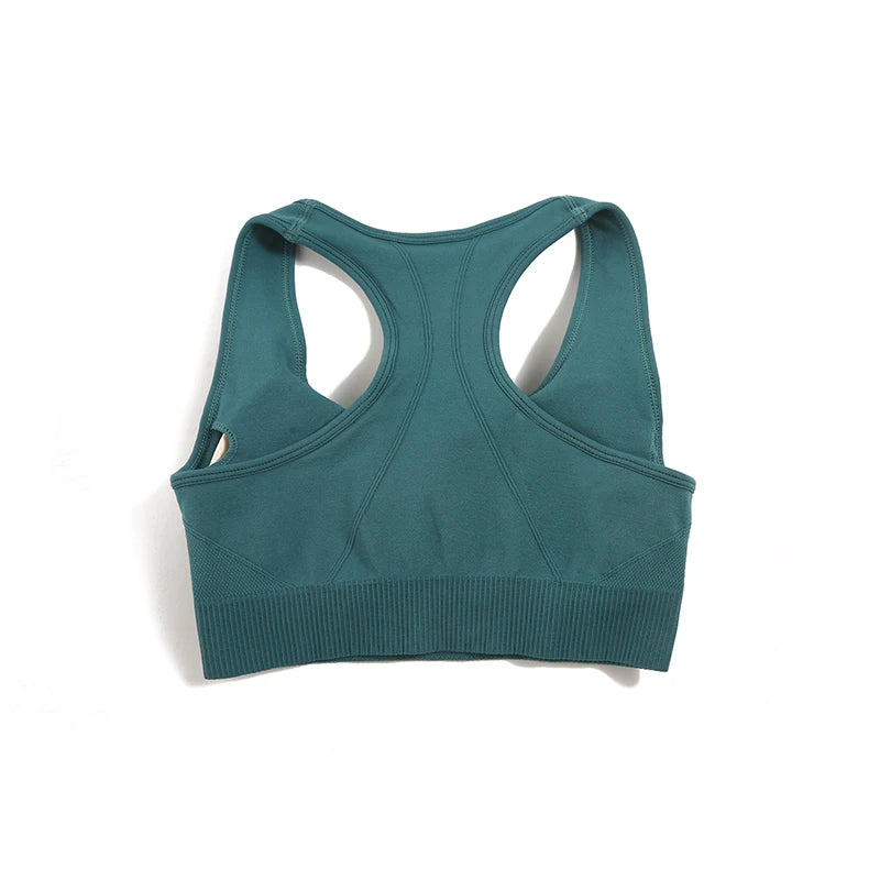 Winnie. Mix it Up Activewear