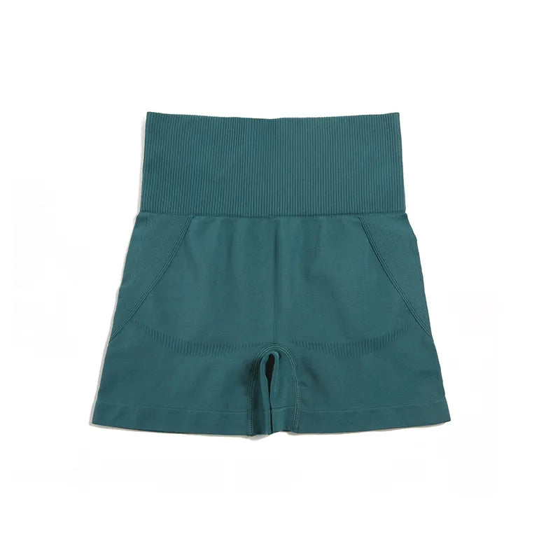 Winnie. Mix it Up Activewear