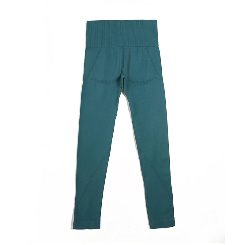 Winnie. Mix it Up Activewear