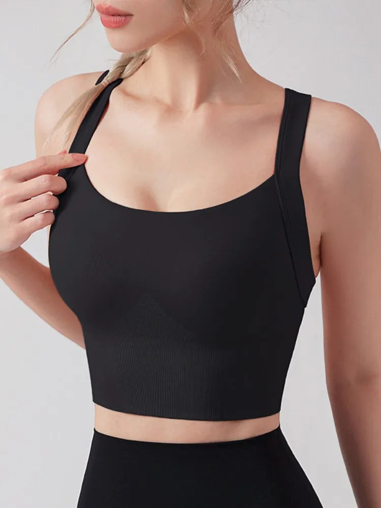 Crista. Seamless Sports Bra